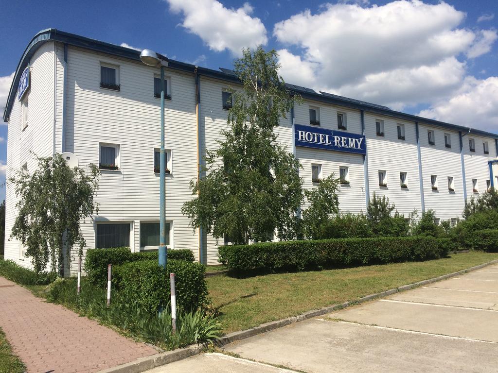 Hotel Remy Bratislava Exterior foto